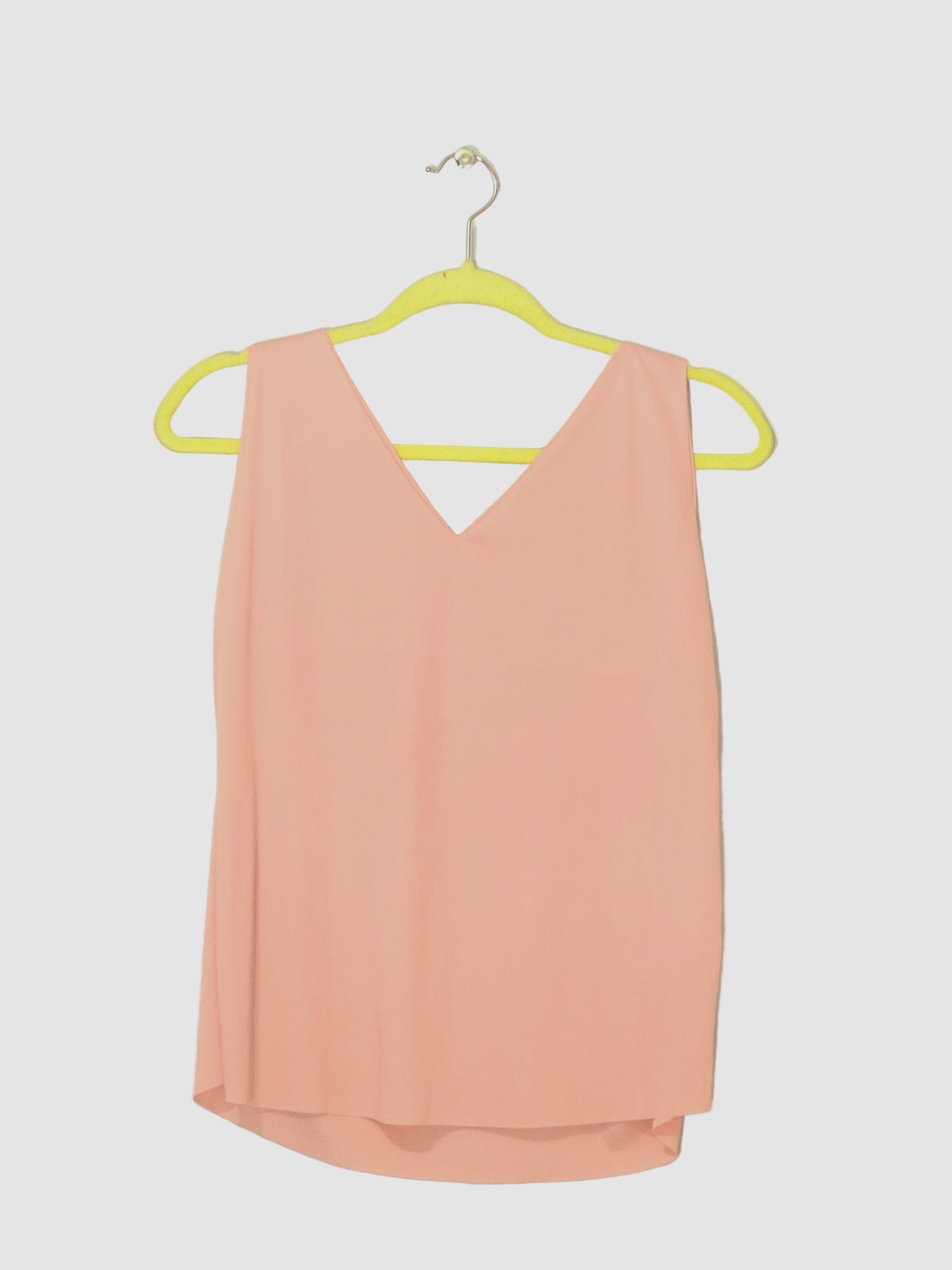 Sleeveless V-neck