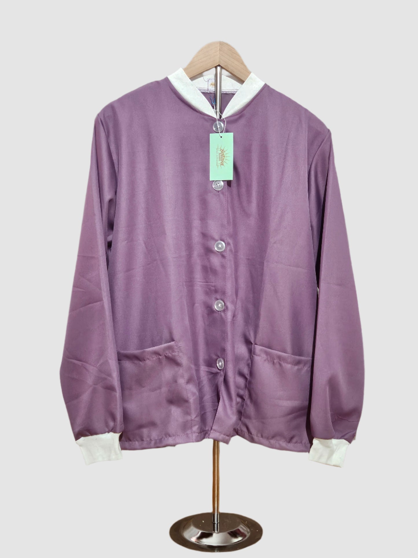 Lab Coat with White Collar Combination