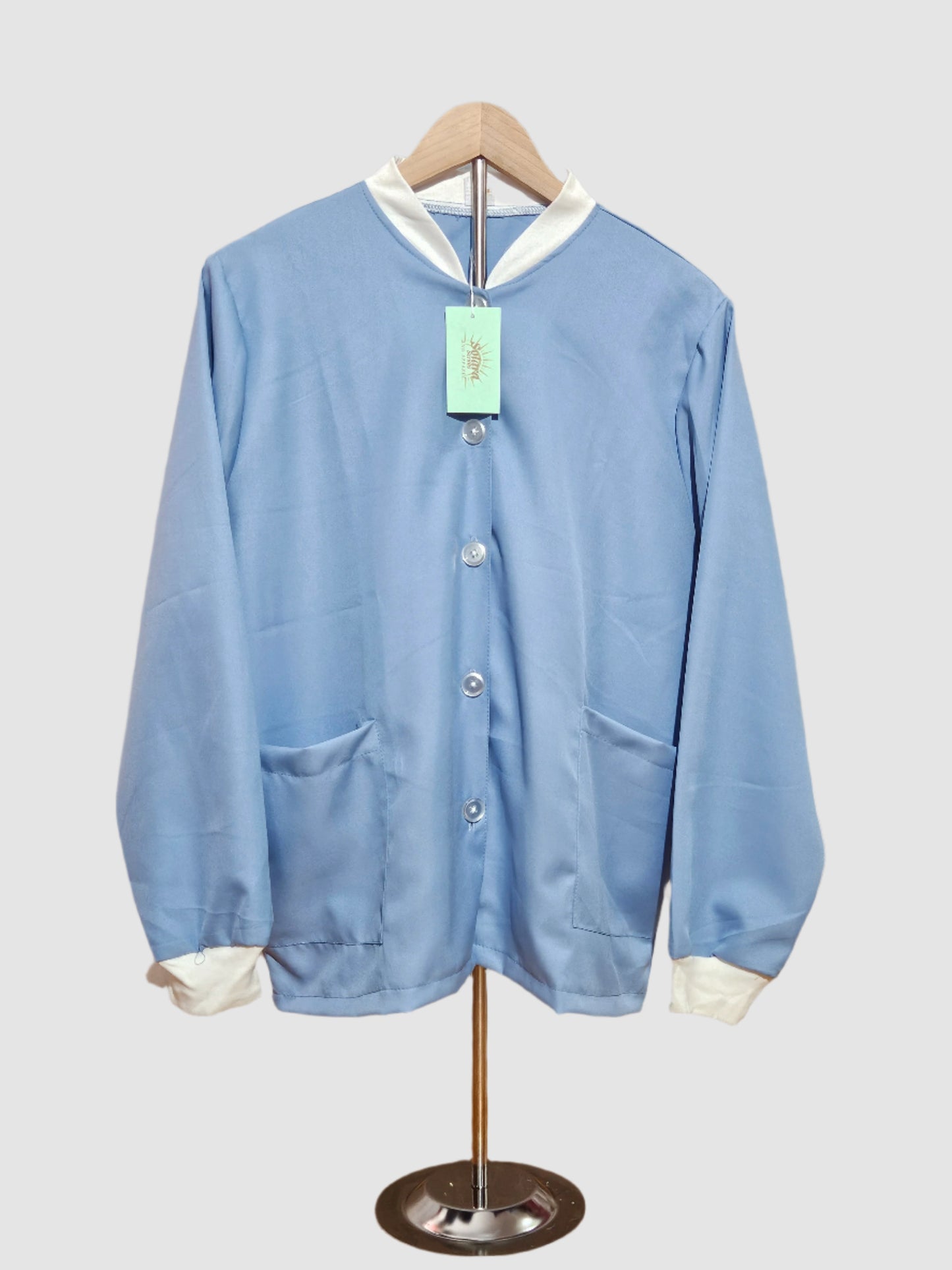 Lab Coat with White Collar Combination